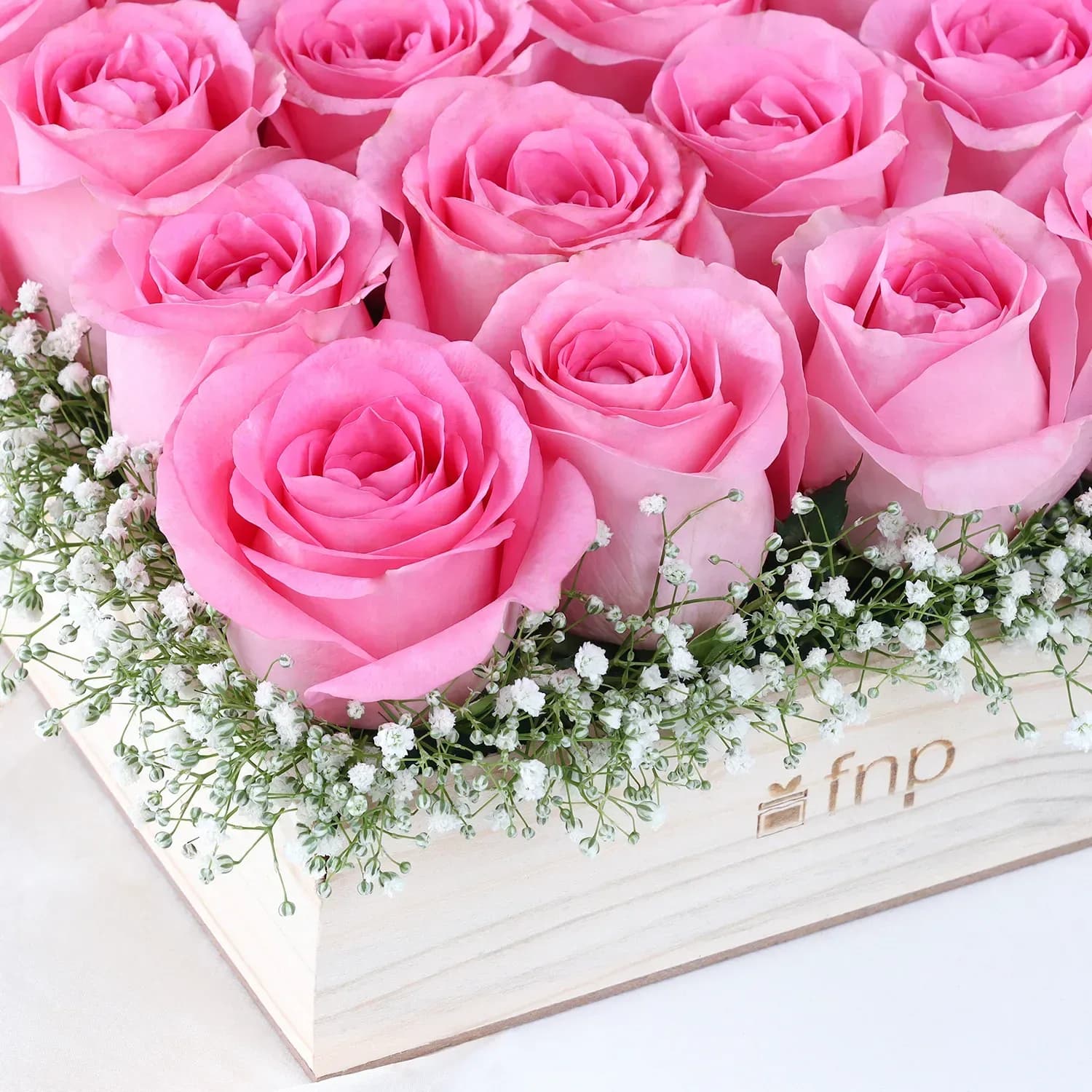 16 Pink Roses Arrangement in Wooden Base