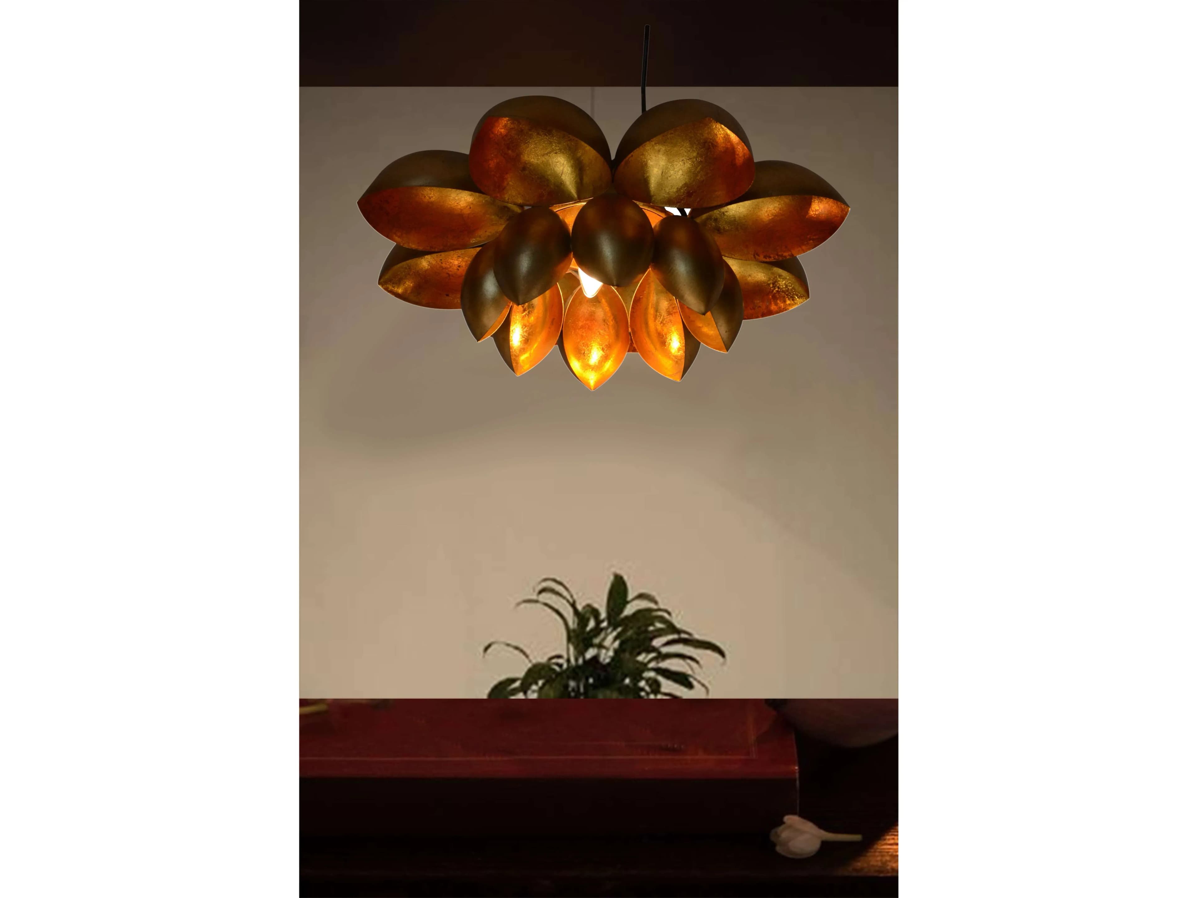 Lotus Shape Decorative Hanging Pendant Light